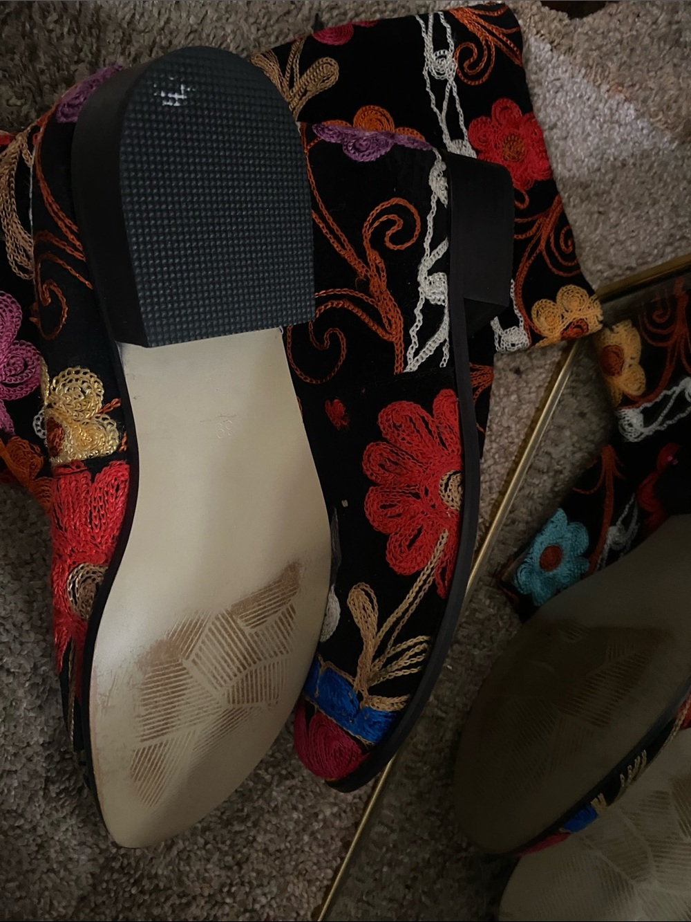 Embroidered Black Floral Knee-High Women's Boots - Picture 4 of 4